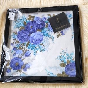 ❣️Yves Saint Laurent Hankerchief❣️